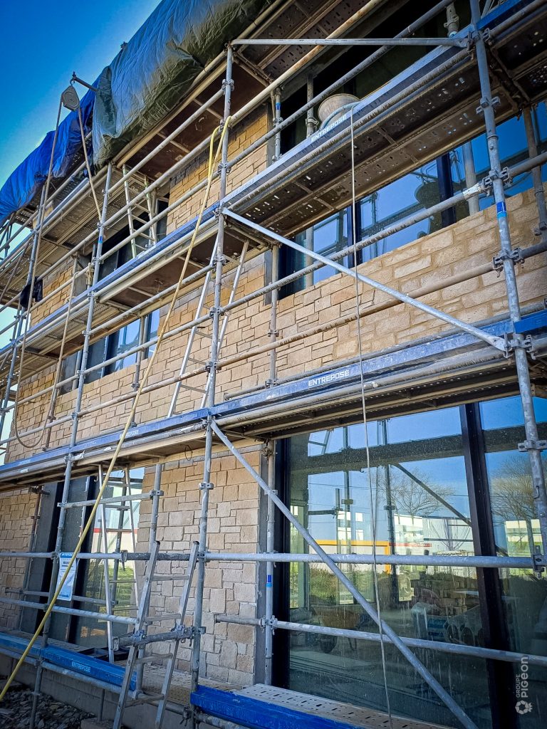 Parement Barthelemy Groupe PIGEON 6